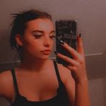 Laura - @_lauras.kifferbutze_ - Instagram