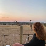 Laura Kindler - @laukra9 - Instagram