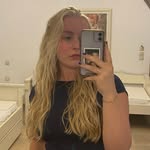Laura - @lauraklug_c - Instagram