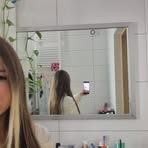 Laura Gnyp - Facebook
