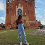 Laura Ku Ku - Facebook
