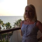 Laura Laing - @lauralaing23 - Instagram