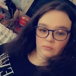 Laura Lambourne - @lilmissmeanie - Instagram