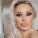 Laura Lamont - @lauralamont28 - Instagram