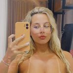 Laura Lampert Vitola - Facebook