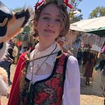 Laura Laughlin - @_laurel.crowned_ - Instagram
