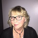 Laura Laughlin Henry - @laura.l.henry.90 - Instagram