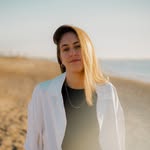 L A U R A  L Á Z A R Ø - @lauralazaromusic - Instagram
