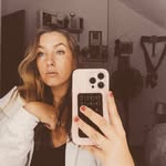 lau - @lauralazarooo - Instagram