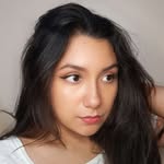 Laura Lazo - @laurisblr - Instagram
