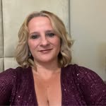 Laura Leaker - @lauraleaker - Instagram