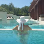 Laura TravelAddict - @laura_lebonheursijeveux - Instagram