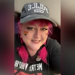Laura Olson Linder - @mad.queen.mum - Instagram