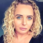 Laura V. Linder - @laura_linder83 - Instagram
