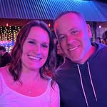 Laura Lindquist - @laura72812 - Instagram