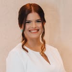 Laura Lisbôa - Advogada - @laurasthephany - Instagram
