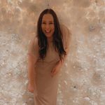 Laura Delvine - @lauralowther1 - Instagram