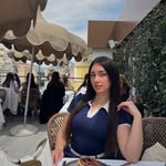 @lauralusha10 - Instagram