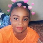 Laura Lyra - @lyra514 - Instagram