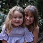 Laura Maker - Facebook