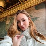LAURA MALLET - @lauramallet - Instagram