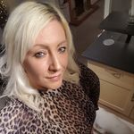 Laura Mallory Locket - @locket.laura - Instagram