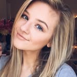 Laura san - @_laura.mandy - Instagram
