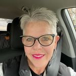Laura Marlow - @lauramarlow1955 - Instagram