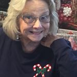 Laura Marlow - @marlow775 - Instagram
