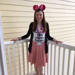 Laura McMurray - @lauradoesdisneyx - Instagram