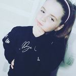 Laura McPhee - @taylorrose_rda - Instagram