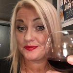 Laura Milner - @laura.milner.12 - Instagram