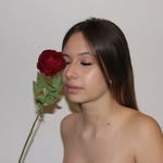 laura - @lauraminale - Instagram