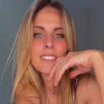 Laura - @laura_mix.bt - Instagram