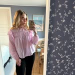 Laura Mølholt Larsen - @lauramoelholt - Instagram