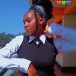 Laura Moffat - @ren_cia56 - Instagram
