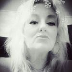 Laura Moffat - @msmoffat70 - Instagram