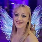 Laura Möller - @lauramollerangeloterapeuta - Instagram