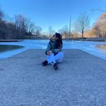 Laura Moncada - @laumoon_16 - Instagram