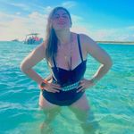 Laura Moncada - @lauramoncda - Instagram