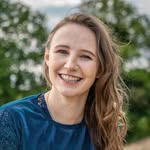 Laura Munk - @lauramunkeycomedy - Instagram