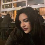 Laura Naff LaJeunesse - @lauramelia - Instagram