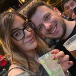 Laura Neale - @its_them_laura_moments - Instagram
