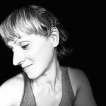 Laura Negro - @laura_yogamia - Instagram