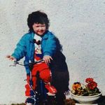 laura nicolson - @lauralovesbikes - Instagram