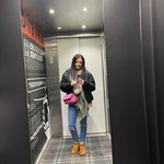 Laura Nicolson - @trophyofgrace_78 - Instagram