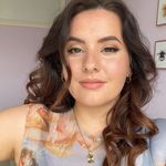 Laura Osman - @lauraosman17 - Instagram