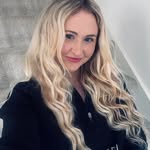 Laura Pegler - @misslozzyx - Instagram