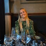 Laura Petersen - @laura.e.petersen - Instagram