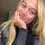 Laura Petersen - @petersenlaura_ - Instagram